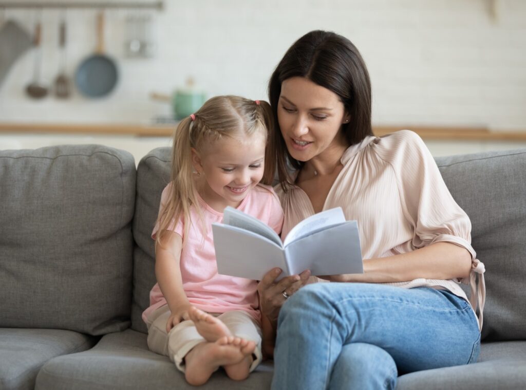 Garde d'enfants à domicile à Longuyon par Loline aux petits services